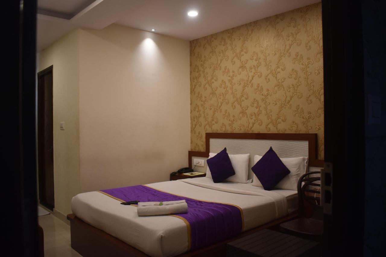 Hotel Ur Comforts Jayanagar Bangalore Exterior foto