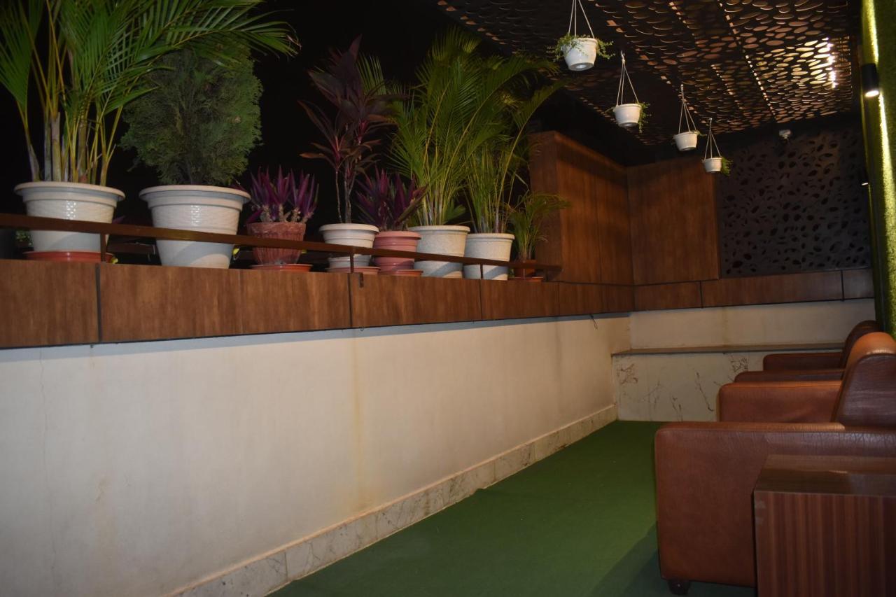 Hotel Ur Comforts Jayanagar Bangalore Exterior foto