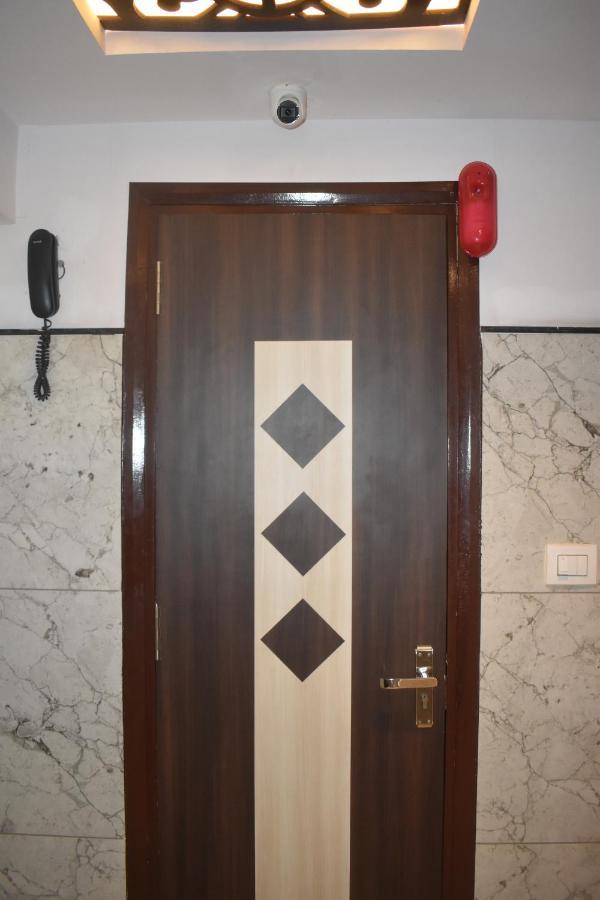 Hotel Ur Comforts Jayanagar Bangalore Exterior foto