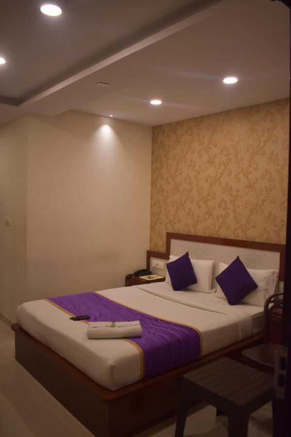 Hotel Ur Comforts Jayanagar Bangalore Exterior foto